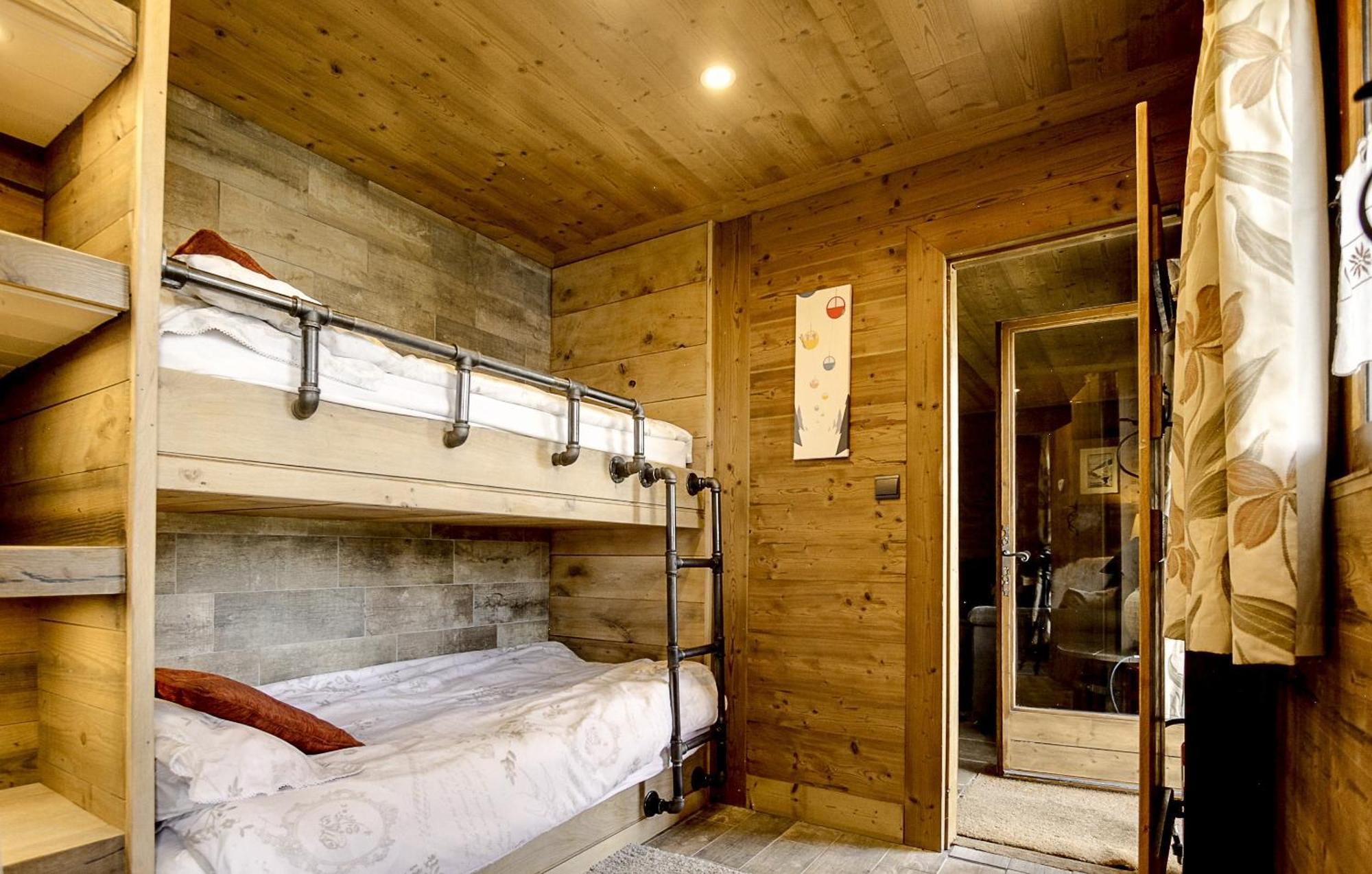 Chalet Miravidi, Montchavin-La Plagne, Jacuzzi & Sauna Room photo
